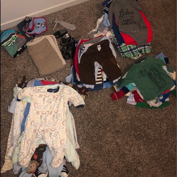 100+ baby clothes. - Picture 1 of 1